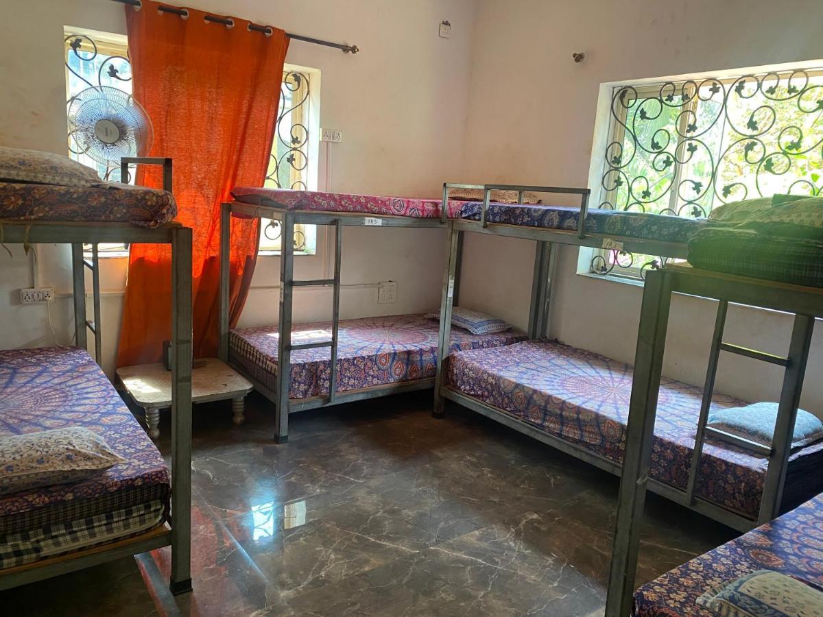 Namahstay Eco Hostel & Coworking & Art Community Space Arambol Buitenkant foto