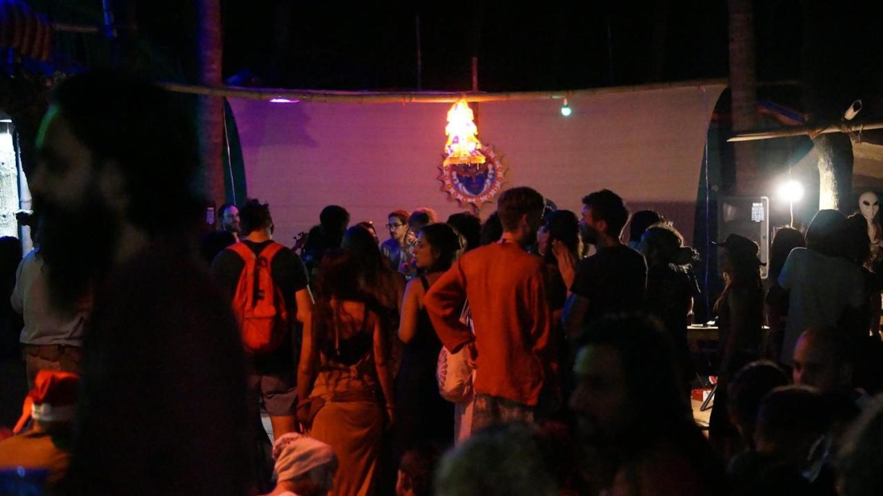 Namahstay Eco Hostel & Coworking & Art Community Space Arambol Buitenkant foto