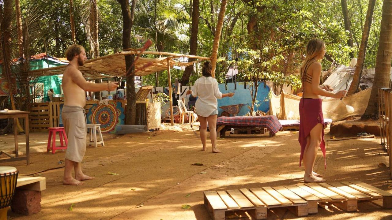 Namahstay Eco Hostel & Coworking & Art Community Space Arambol Buitenkant foto