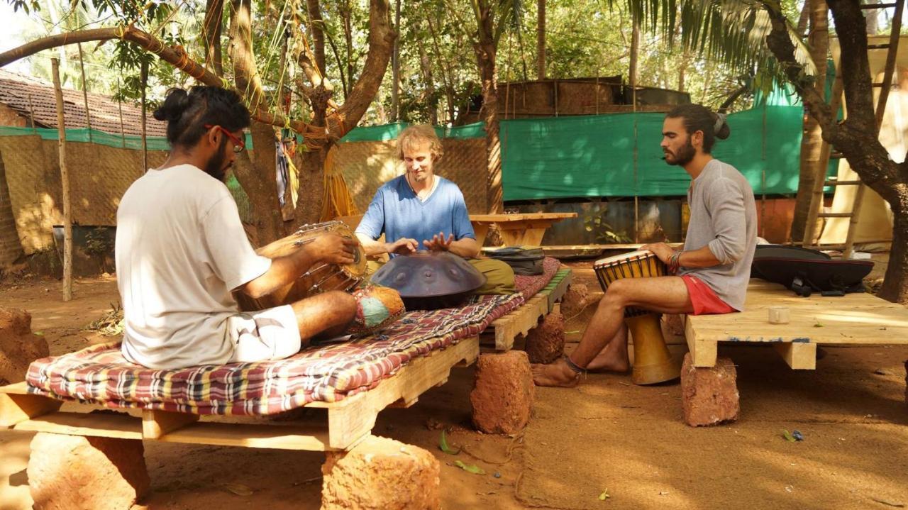 Namahstay Eco Hostel & Coworking & Art Community Space Arambol Buitenkant foto